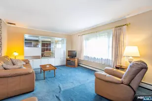 37 Susan Ave, Midland Park, NJ 07432 - Photo 5