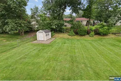 27 Colonial Woods Drive, West Orange Township, NJ 07052 - Photo 7