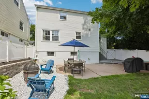134 Manhattan Ave, Waldwick, NJ 07463 - Photo 15