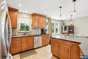 134 Manhattan Ave, Waldwick, NJ 07463 - Photo 5