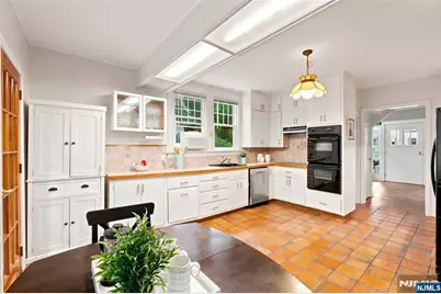 35 Glenside Road, South Orange, NJ 07079 - Photo 13