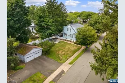 35 Lowell Street, Westwood, NJ 07675 - Photo 3