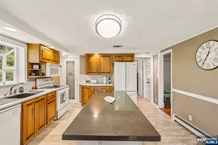 3 Beech Ct, Hardyston Township, NJ 07460 - Photo 13