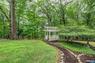 16 Pennsylvania Ave, Montvale, NJ 07645 - Photo 5