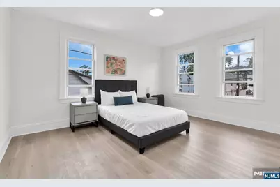 240 End Avenue, Newark, NJ 07106 - Photo 29