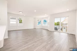 131 Lindsley Pl, East Orange, NJ 07017 - Photo 7