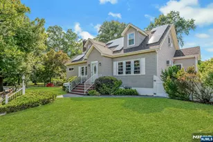 1 Hewitt Ave, Belleville, NJ 07109 - Photo 5