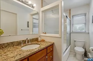 20 Moos Ln, Bergenfield, NJ 07621 - Photo 17