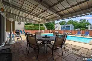 20 Moos Ln, Bergenfield, NJ 07621 - Photo 23
