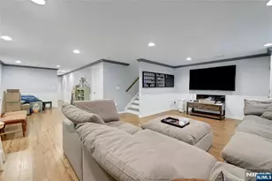 28 Masterson Ct, Waldwick, NJ 07463 - Photo 29