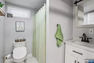 11 Taggart Way, Saddle Brook Township, NJ 07663 - Photo 31