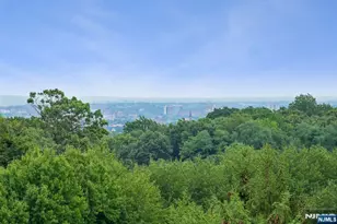 10 Smith Manor Blvd 820, West Orange Township, NJ 07052 - Photo 27