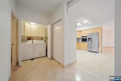 10 Smith Manor Boulevard 820 #820, West Orange Township, NJ 07052 - Photo 3
