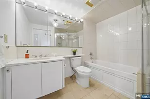 10 Smith Manor Blvd 820, West Orange Township, NJ 07052 - Photo 21