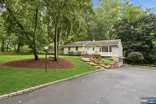 756 Sunset Terrace, Franklin Lakes, NJ 07417 - Photo 23