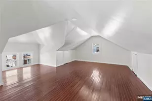 275 Farrant Terrace, Teaneck Township, NJ 07666 - Photo 25