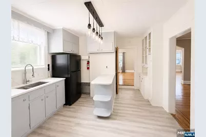 10 Alden Road, Montclair, NJ 07042 - Photo 13