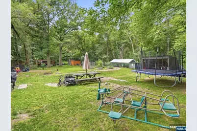 35 Edgecumb Road, West Milford, NJ 07480 - Photo 29