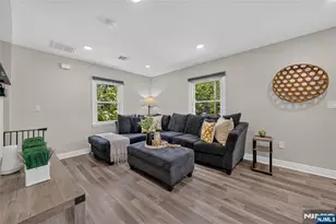 60 Moore Ave, Waldwick, NJ 07463 - Photo 7