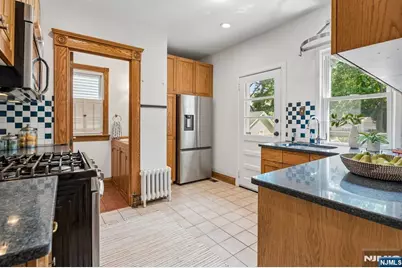 52 Benson Street, Bloomfield, NJ 07003 - Photo 13
