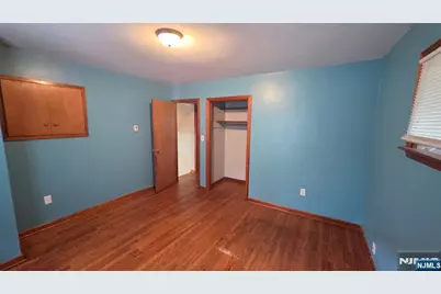 91 Goldfinch Lane, West Milford, NJ 07421 - Photo 11