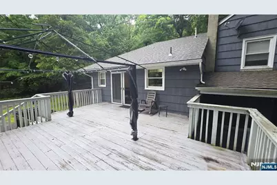 91 Goldfinch Lane, West Milford, NJ 07421 - Photo 17
