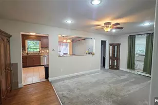 91 Goldfinch Ln, West Milford, NJ 07421 - Photo 9