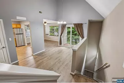164 Cambridge Court, Clifton, NJ 07014 - Photo 5