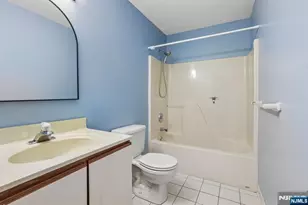 164 Cambridge Ct, Clifton, NJ 07014 - Photo 17