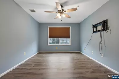 164 Cambridge Court, Clifton, NJ 07014 - Photo 19
