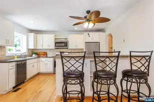 228 Broadway, Pompton Lakes, NJ 07442 - Photo 11