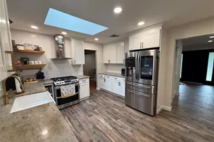 60 Eileen Dr, Mahwah, NJ 07430 - Photo 3
