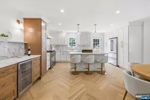 37 Congressional Pkwy, Livingston, NJ 07039 - Photo 5