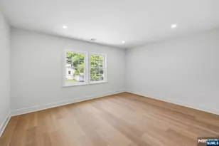37 Congressional Pkwy, Livingston, NJ 07039 - Photo 19