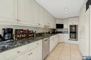 900 Palisade Ave 4F, Fort Lee, NJ 07024 - Photo 15