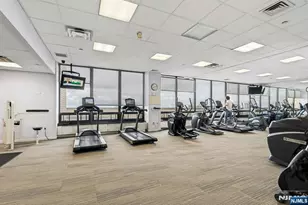 900 Palisade Ave 4F, Fort Lee, NJ 07024 - Photo 41