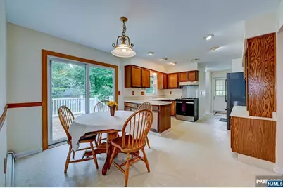 2 Pembroke Court, Jefferson Township, NJ 07438 - Photo 11
