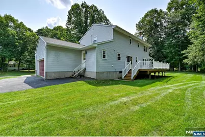 2 Pembroke Court, Jefferson Township, NJ 07438 - Photo 25