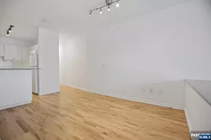849 Blvd 4D, Weehawken, NJ 07086 - Photo 11