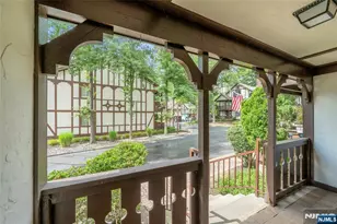 3404 Whittier Ct, Mahwah, NJ 07430 - Photo 3