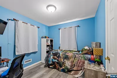 54 Sycamore Drive, Belleville, NJ 07109 - Photo 5