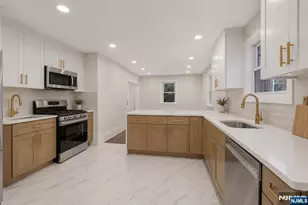 1087 Lambert Rd, Teaneck Township, NJ 07666 - Photo 5
