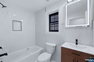 749 11th St, Newark, NJ 07103 - Photo 21
