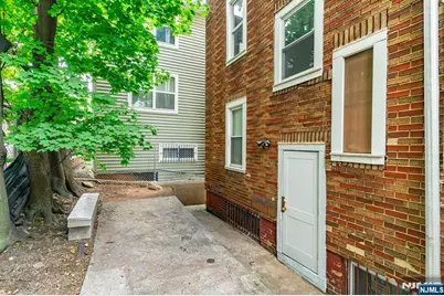120 Rose Terrace, Newark, NJ 07108 - Photo 31