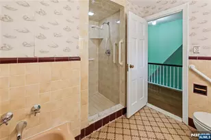 10 Reid Ave, Bloomfield, NJ 07003 - Photo 21