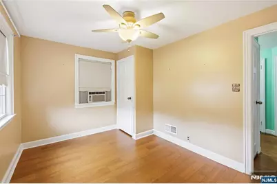 10 Reid Avenue, Bloomfield, NJ 07003 - Photo 23