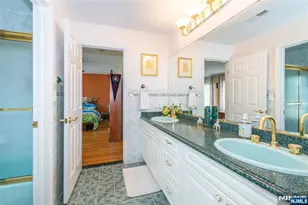 5 Raine Tree Ct, Kinnelon, NJ 07405 - Photo 23