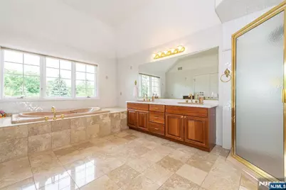 5 Raine Tree Court, Kinnelon, NJ 07405 - Photo 17