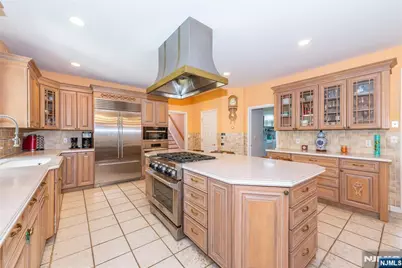 5 Raine Tree Court, Kinnelon, NJ 07405 - Photo 9