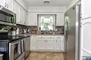 6 Kime Ave, Wayne, NJ 07470 - Photo 11